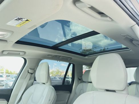 Certified 2024 Volvo XC90 B6 Ultimate AWD/4WD image 32