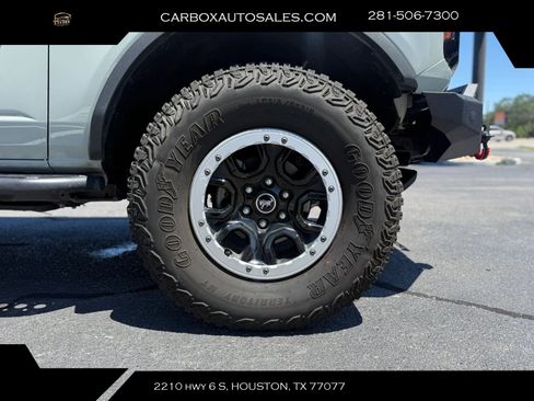 Used 2024 Ford Bronco Black Diamond w/ Sasquatch Package AWD/4WD image 26