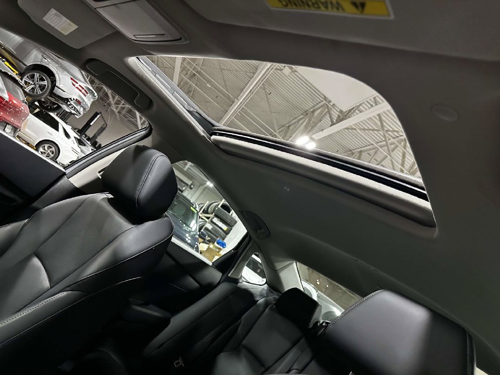 Used 2024 Honda Accord EX-L image 15