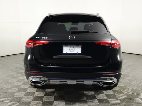 Certified 2025 Mercedes-Benz GLC 300 image 6