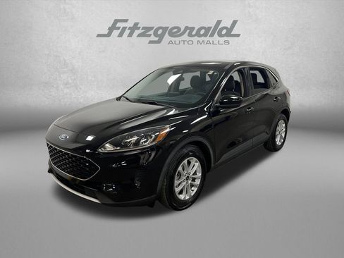 Used 2020 Ford Escape SE FWD image 1