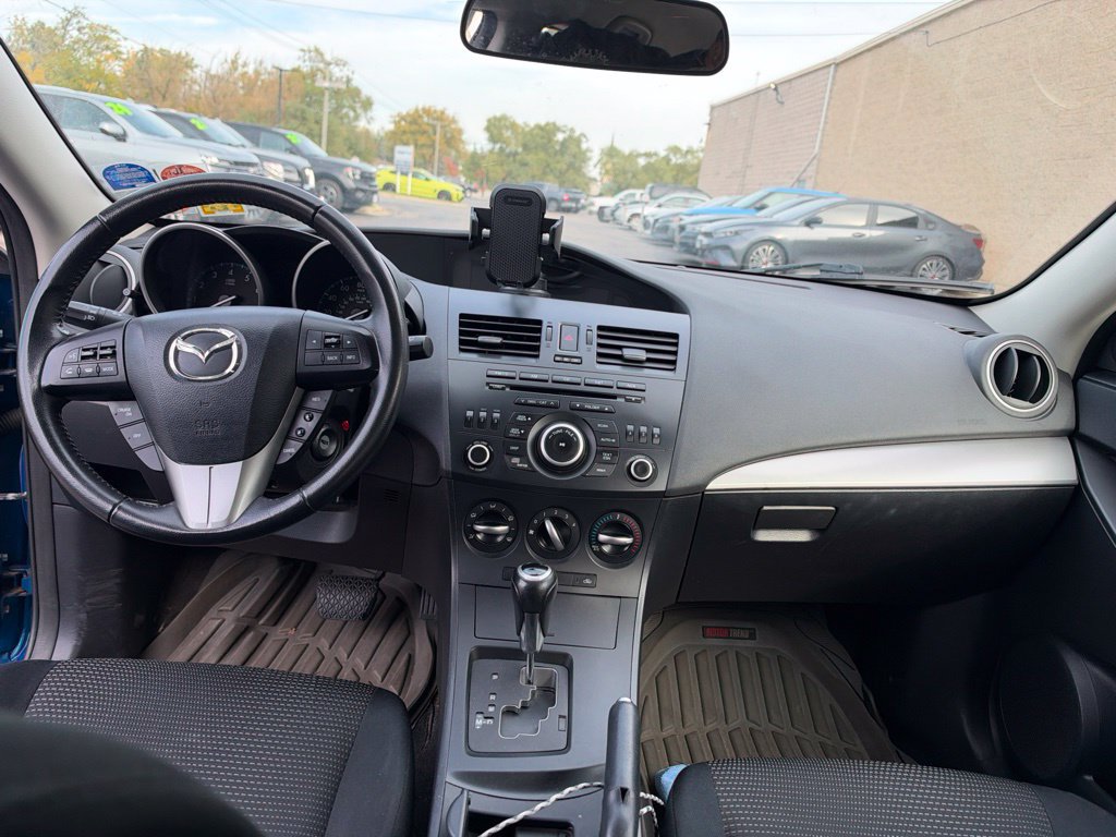 Used 2012 MAZDA MAZDA3 i Touring FWD image 7