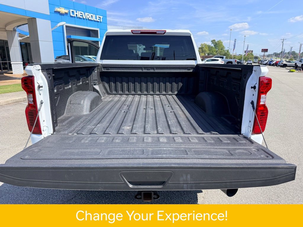 Used 2025 Chevrolet Silverado 2500 Custom w/ Custom Value Package AWD/4WD image 11