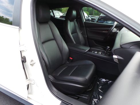 Used 2023 MAZDA MAZDA3 s FWD image 18