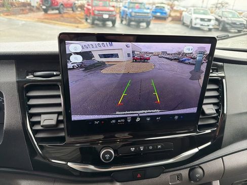 Used 2024 Ford Transit 350 XLT image 28