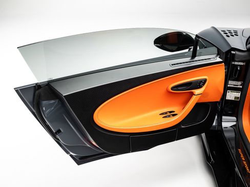 Used 2024 Bugatti Chiron Super Sport image 12