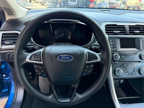 Used 2018 Ford Fusion S FWD image 6