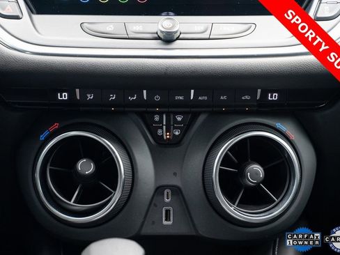 Used 2023 Chevrolet Blazer LT image 21