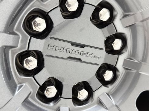 Used 2024 GMC Hummer EV 3X AWD/4WD image 34