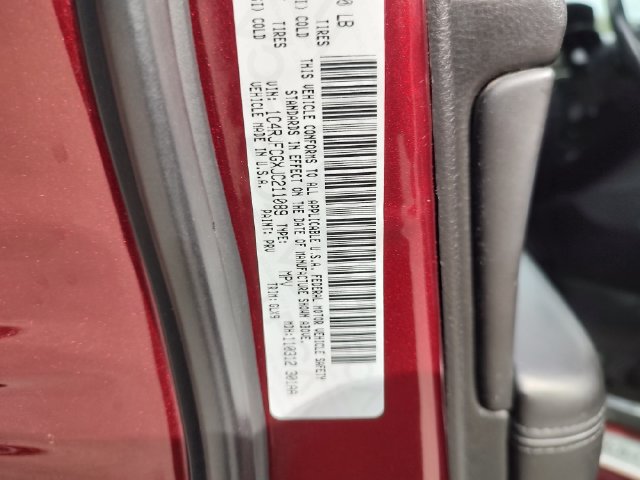 Used 2018 Jeep Grand Cherokee Overland AWD/4WD image 33