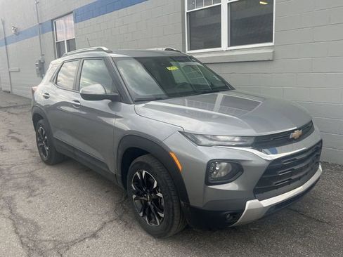 Used 2023 Chevrolet TrailBlazer LT image 5