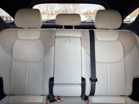 Used 2024 Genesis Electrified GV70 Advanced image 19