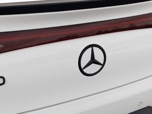 Used 2024 Mercedes-Benz EQE 350+ 4MATIC Sedan image 11