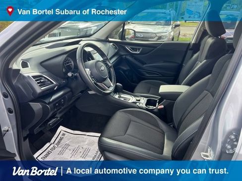 Used 2023 Subaru Forester Premium AWD/4WD image 13