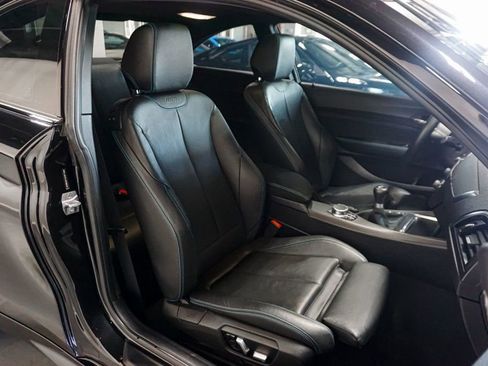 Used 2018 BMW M2 image 34