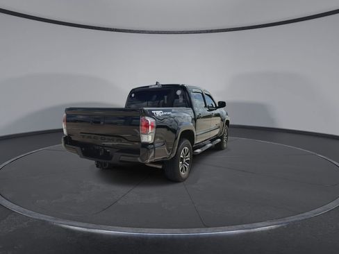 Used 2022 Toyota Tacoma TRD Sport w/ TRD Premium Sport Package image 8