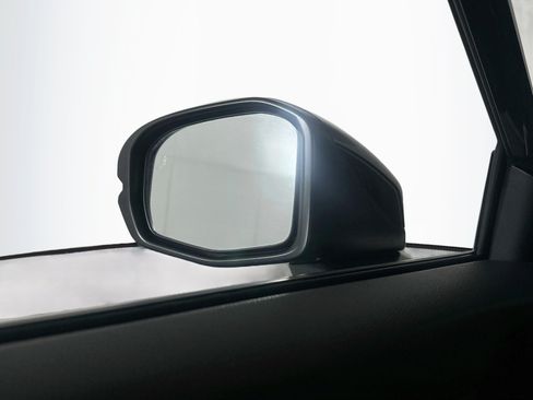 Used 2025 Honda CR-V EX image 16