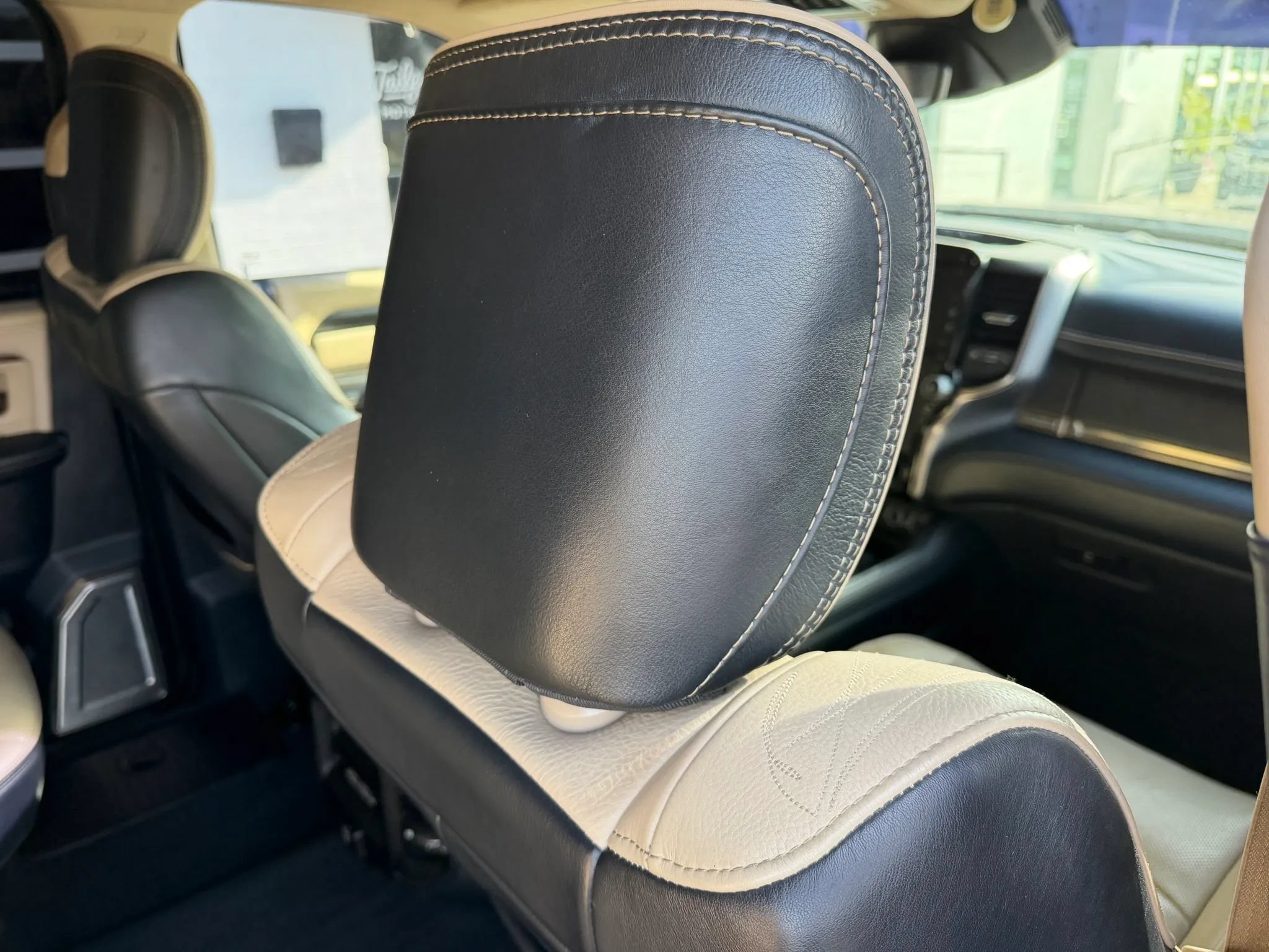 Used 2019 RAM 3500 Limited AWD/4WD image 13