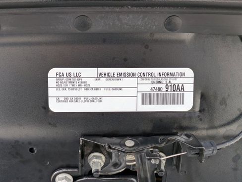 Used 2016 Jeep Cherokee Limited FWD image 25