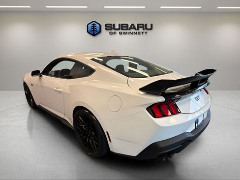 Used 2024 Ford Mustang GT Premium RWD image 3