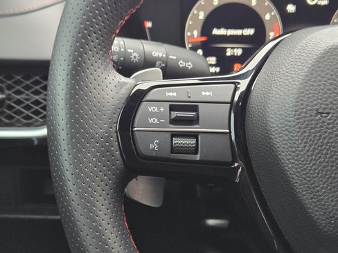 Certified 2025 Acura ADX A-Spec image 28