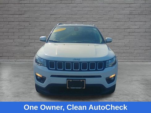 Used 2018 Jeep Compass Latitude w/ Popular Equipment Group AWD/4WD image 2