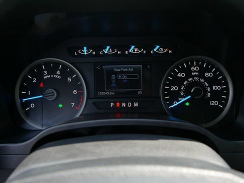 Used 2018 Ford F150 XLT w/ Equipment Group 302A Luxury AWD/4WD image 35