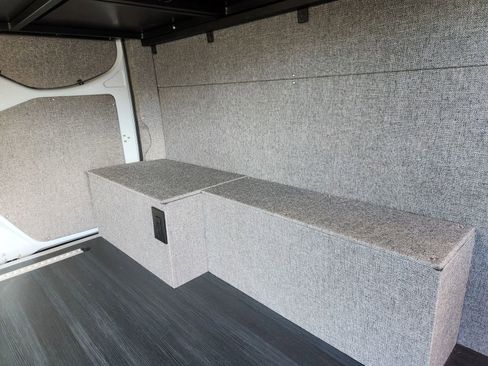 Used 2025 Mercedes-Benz Sprinter 2500 image 39