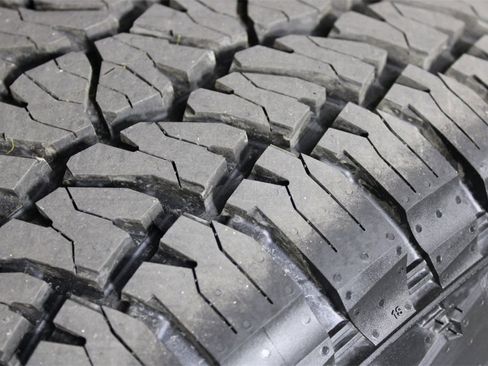 Used 2023 Ford F150 Lariat w/ Equipment Group 502A High image 13