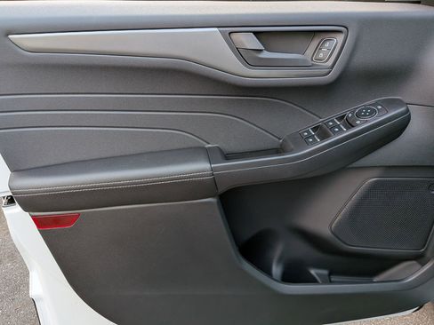 New 2026 Ford Escape Active image 10