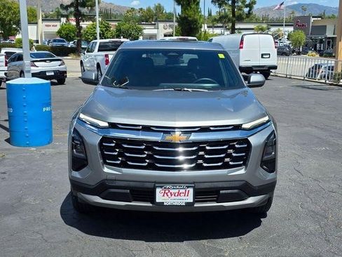 Certified 2026 Chevrolet Equinox LT w/ Convenience Package II FWD image 2