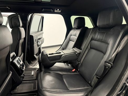 Used 2019 Land Rover Range Rover image 58