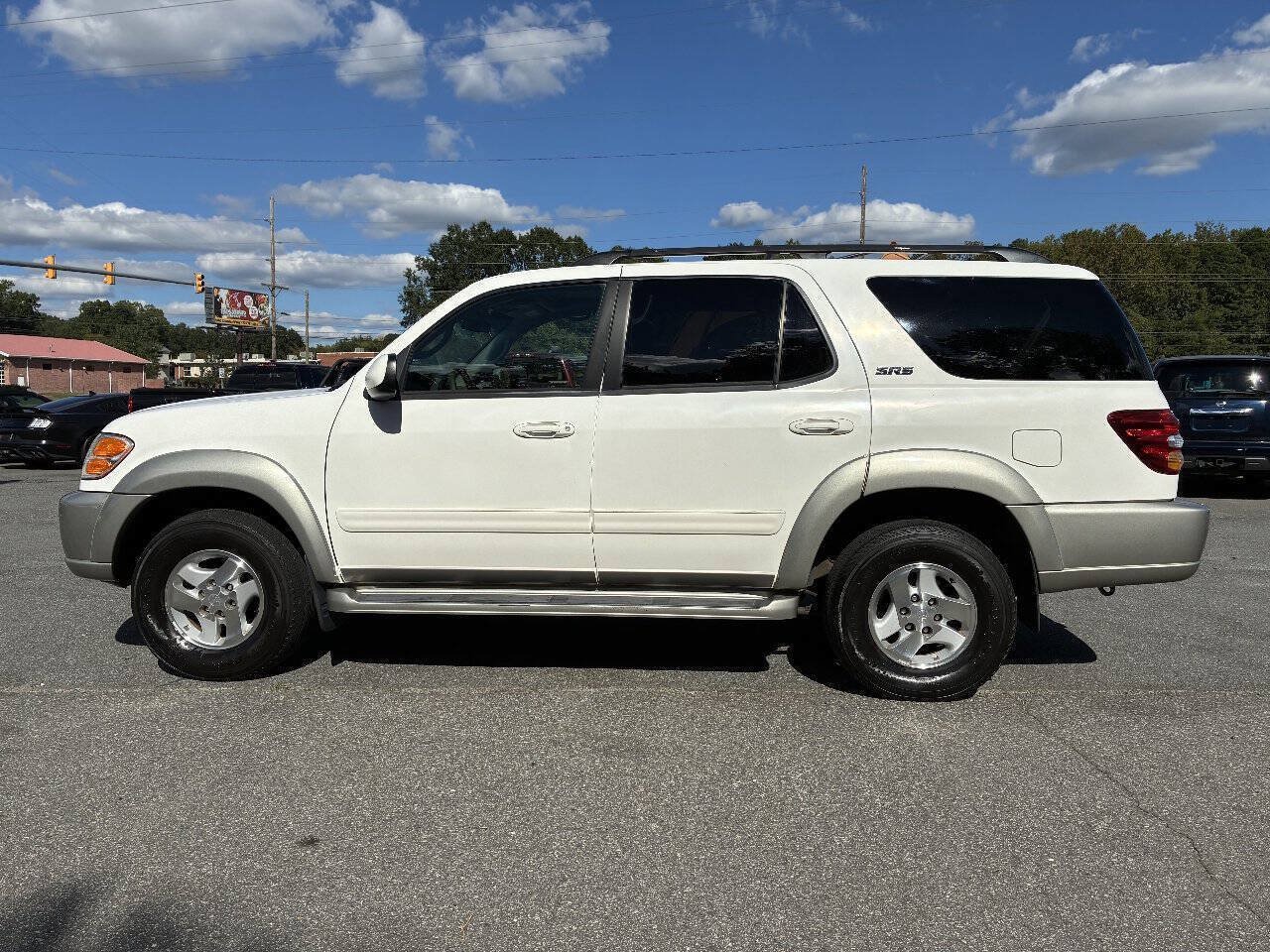Used 2003 Toyota Sequoia SR5 w/ Preferred Pkg AWD/4WD image 6
