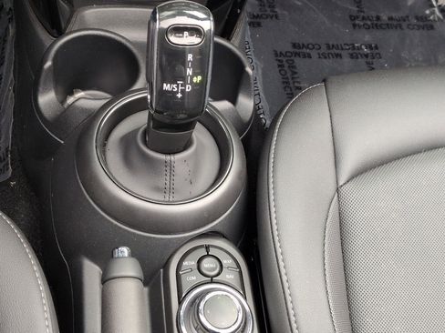 Used 2024 MINI Cooper Convertible image 26