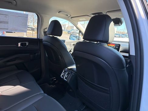 New 2026 Kia Sorento S AWD/4WD image 15