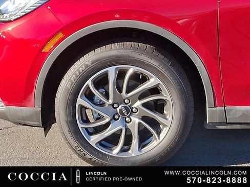 Certified 2022 Lincoln Corsair AWD w/ Equipment Group 101A image 8