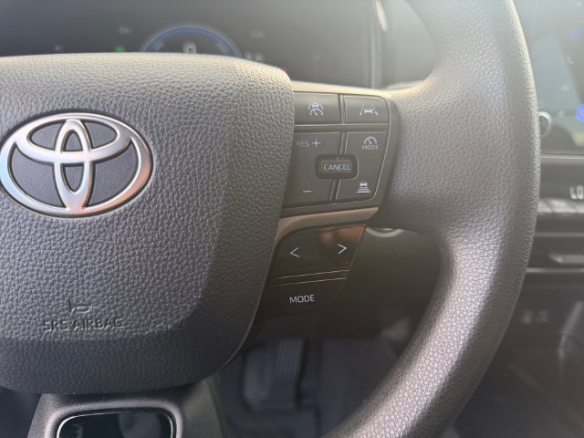 Certified 2025 Toyota Camry LE w/ Convenience Package FWD image 30