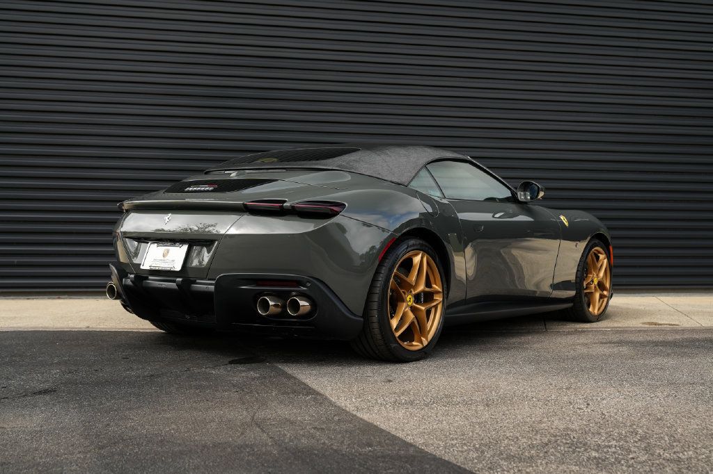 Used 2025 Ferrari Roma Spider RWD image 14