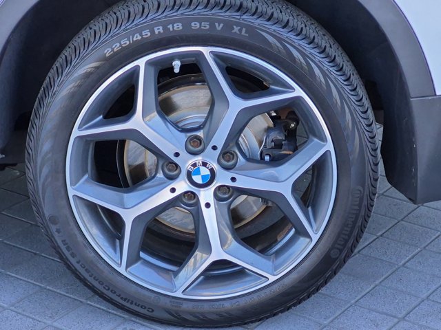 Used 2018 BMW X1 xDrive28i AWD/4WD image 13