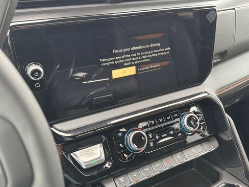 New 2026 GMC Sierra 2500 AT4 w/ AT4 Premium Plus Package AWD/4WD image 20