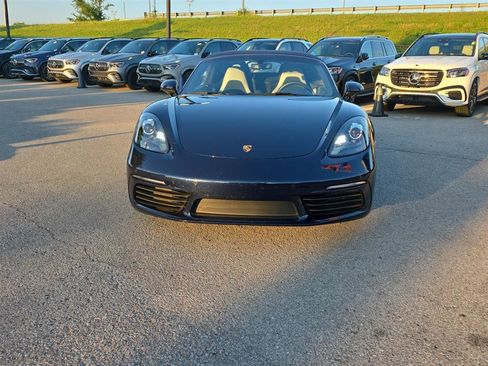Used 2019 Porsche 718 Boxster S RWD image 9