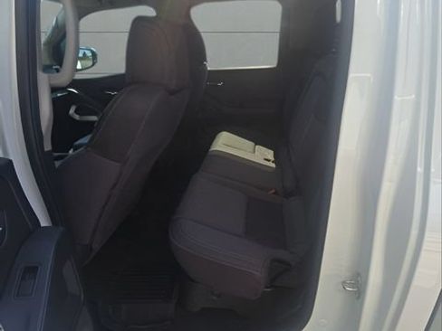Certified 2025 Nissan Frontier SV w/ SV Convenience Package AWD/4WD image 13