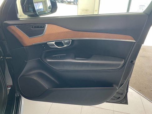Used 2016 Volvo XC90 T8 Inscription w/ Vision Package image 33