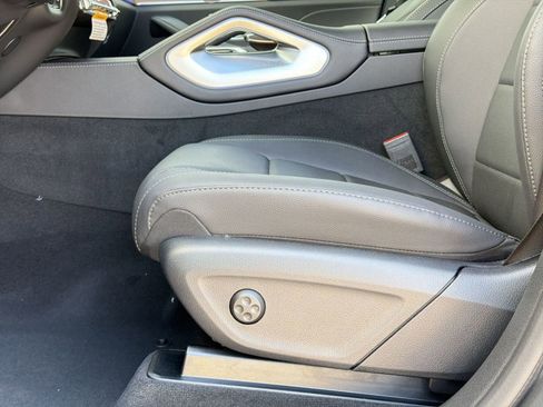 New 2026 Mercedes-Benz GLE 450 4MATIC image 14
