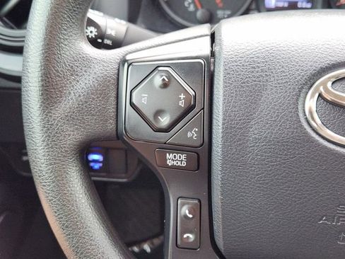Used 2020 Toyota Tacoma SR w/ SR Convenience Package RWD image 28