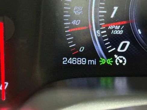 Used 2019 Chevrolet Corvette Stingray Coupe w/ Battery Protection Package RWD image 18