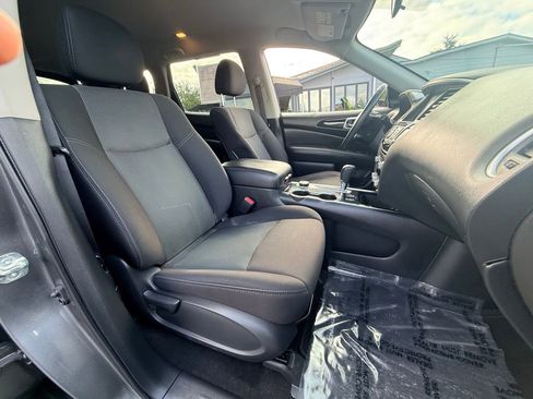 Used 2020 Nissan Pathfinder SV AWD/4WD image 30