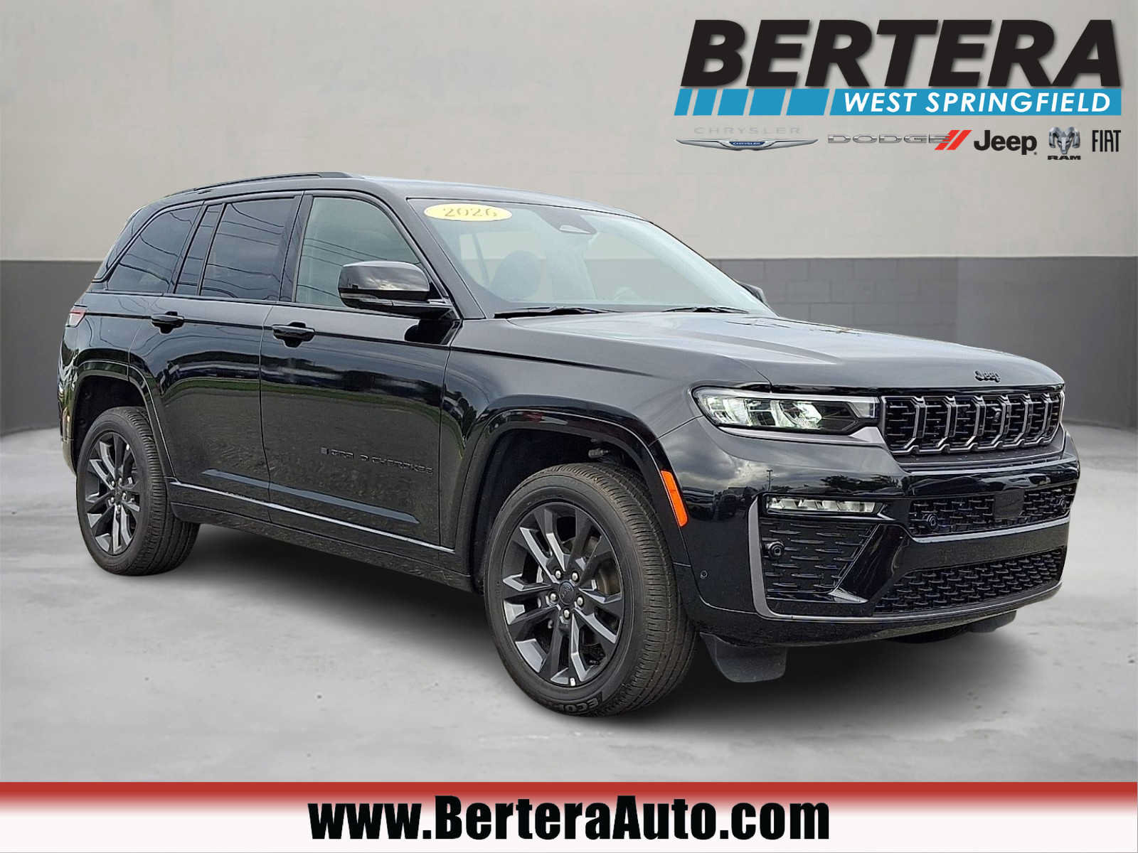 Used 2026 Jeep Grand Cherokee Limited AWD/4WD image 1