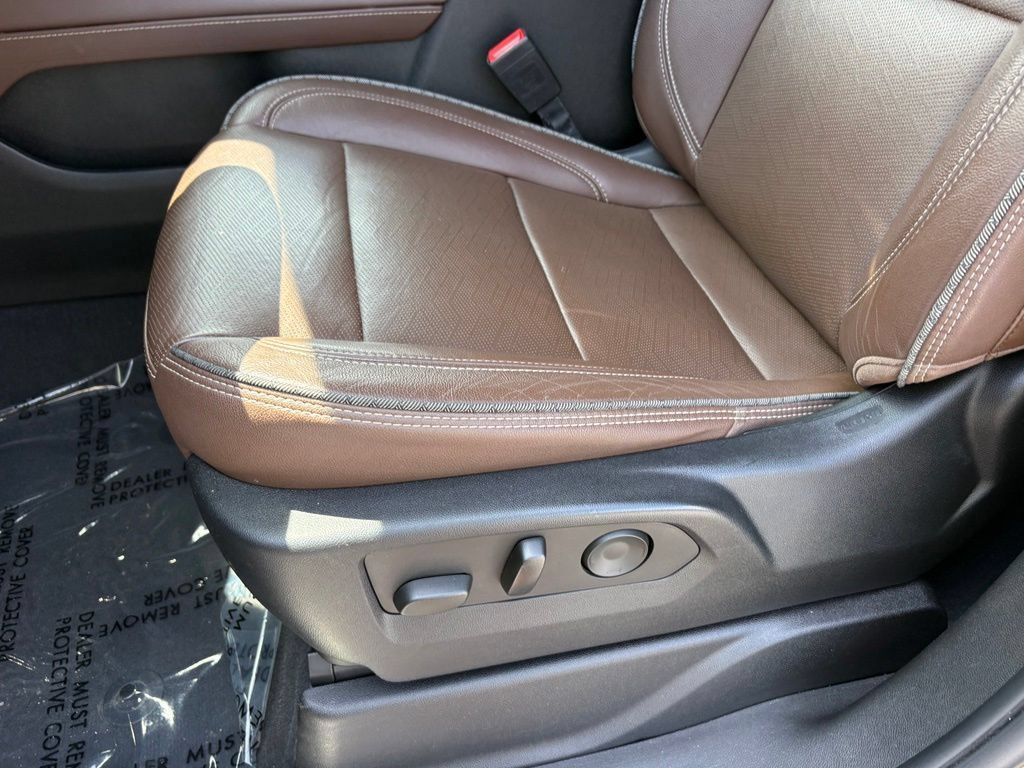 Used 2021 Chevrolet Tahoe High Country AWD/4WD image 22