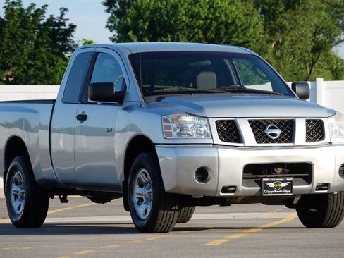 Used 2004 Nissan Titan XE w/ (PRF) Preferred Pkg AWD/4WD image 37